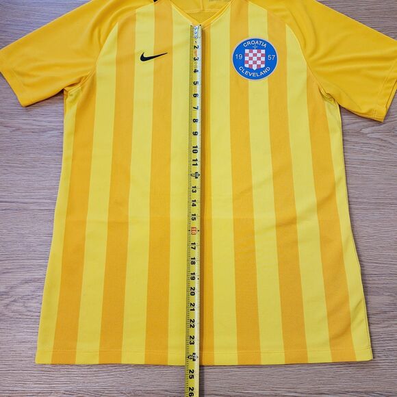 Nike Football Jersey Shirt Mens L Neon Yellow Official Croatia Soccer Pullover - Picture 3 of 12